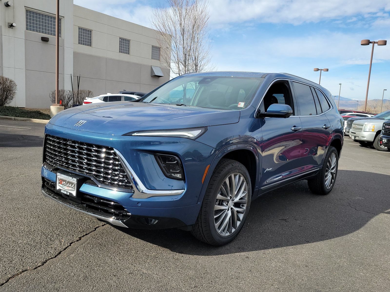 New 2026 Buick Enclave Avenir w/ Super Cruise Package FWD image 4