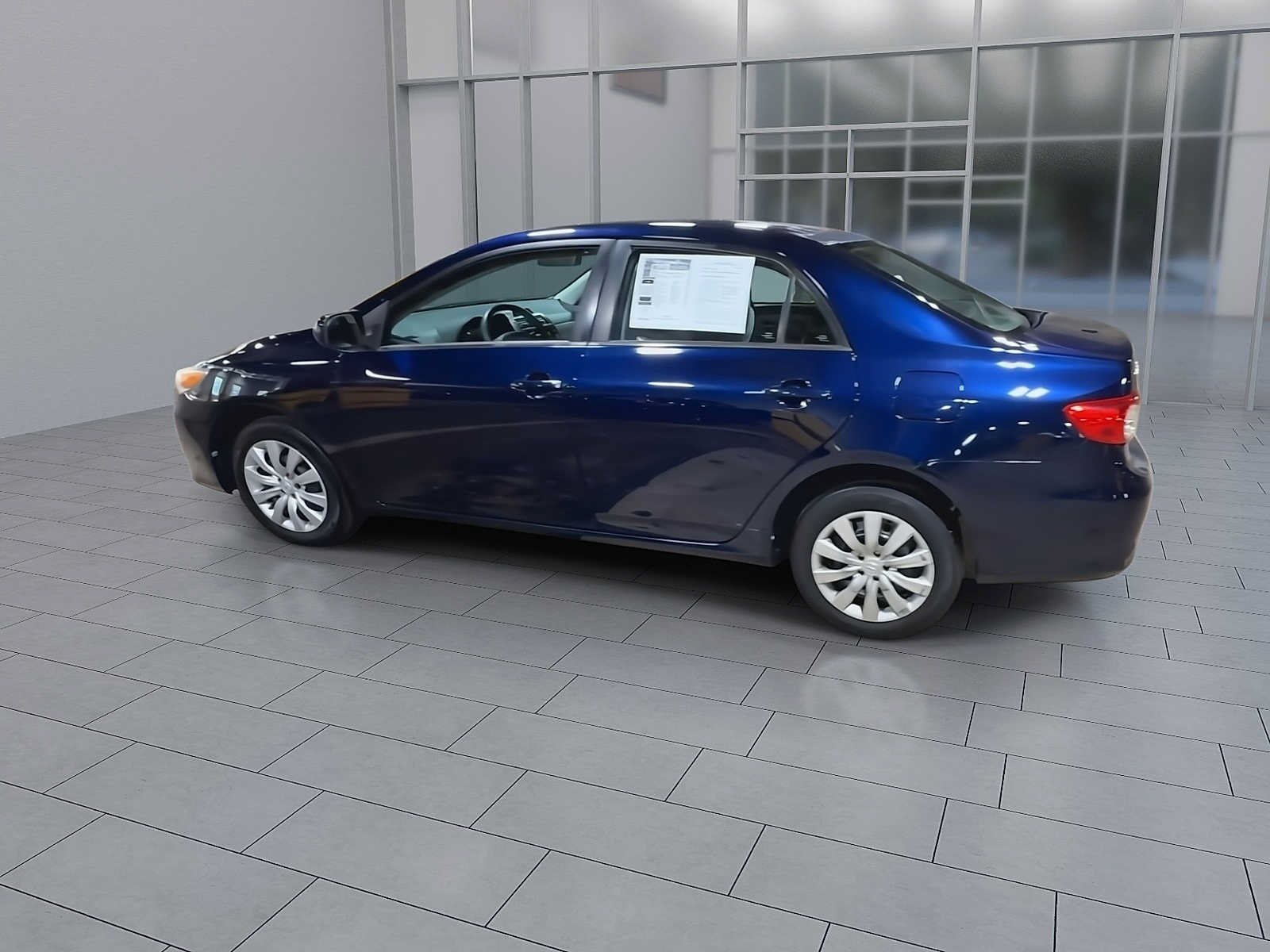 Used 2013 Toyota Corolla LE FWD image 6