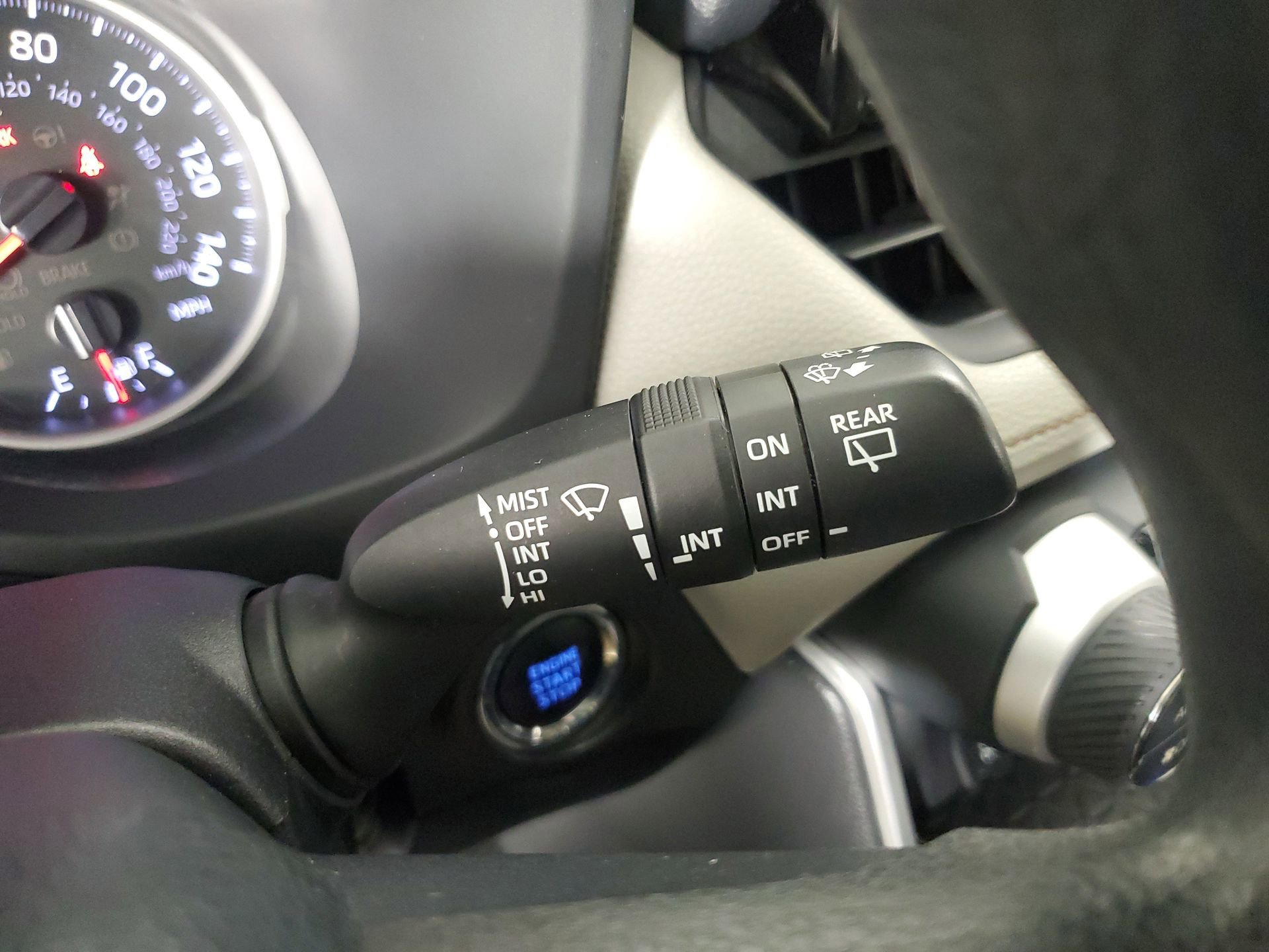 Used 2019 Toyota RAV4 XLE w/ Convenience Package image 37