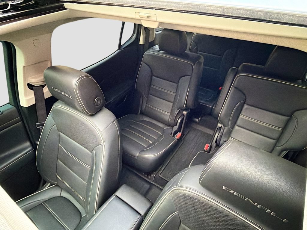 Used 2022 GMC Acadia Denali w/ Black Diamond Edition AWD/4WD image 23