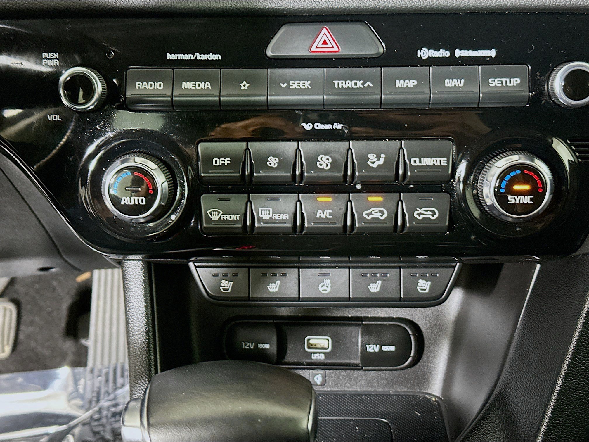 Used 2020 Kia Sportage EX w/ EX Technology Package FWD image 22