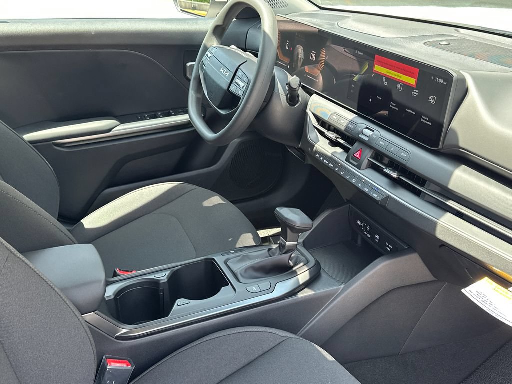 New 2026 Kia K4 FWD image 10