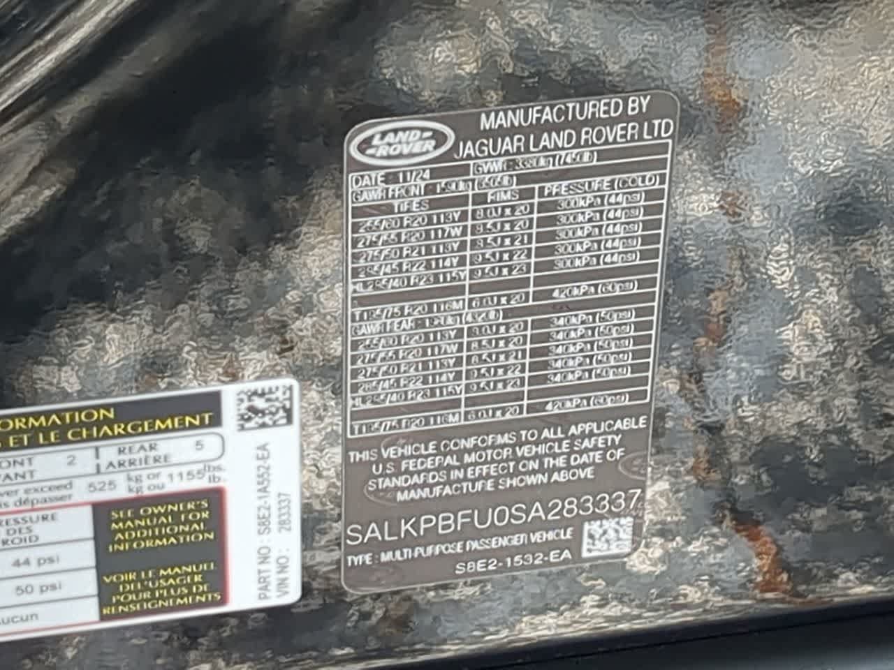 New 2025 Land Rover Range Rover Long Wheelbase SE AWD/4WD image 37