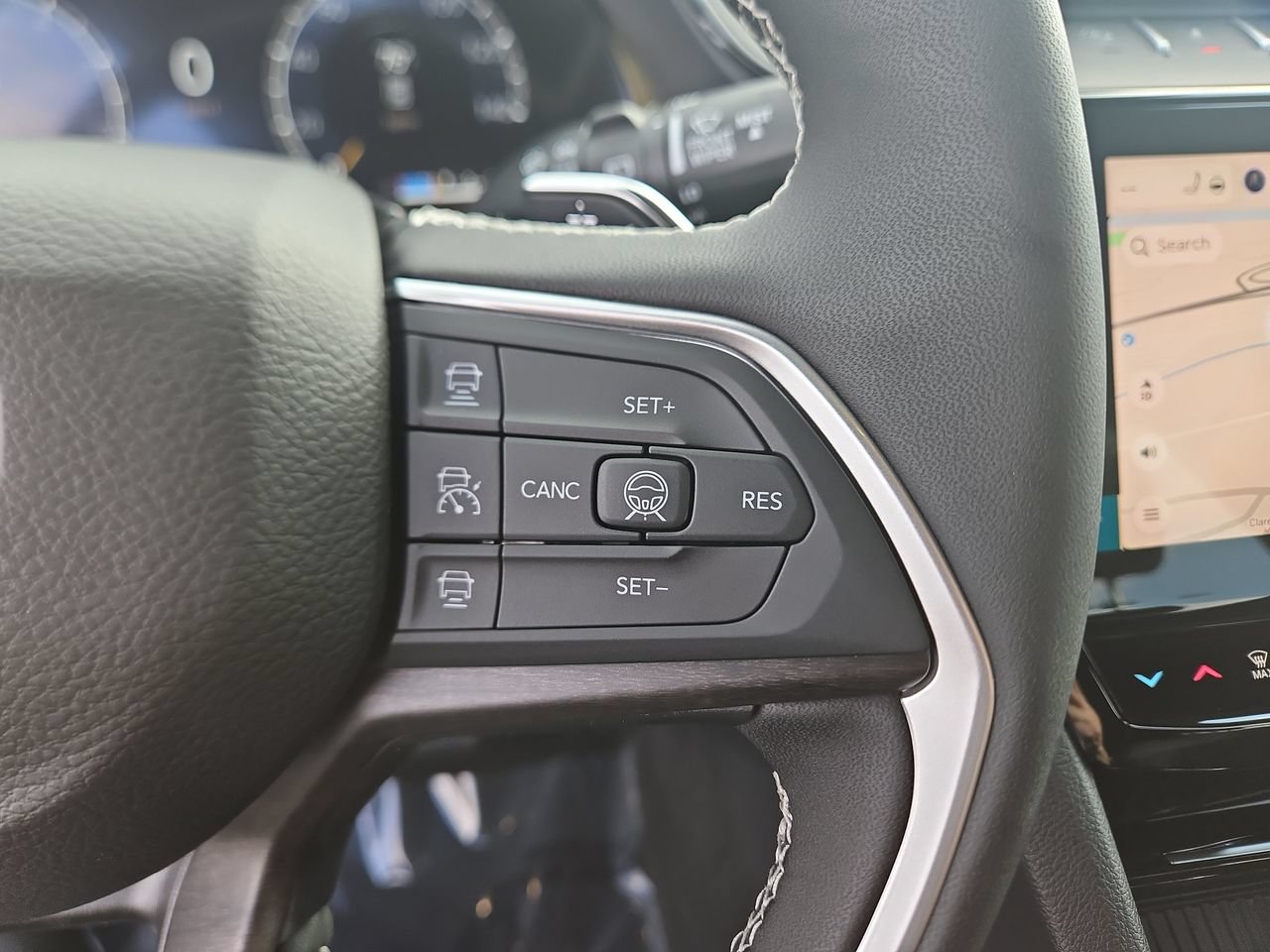New 2026 Jeep Grand Cherokee Altitude AWD/4WD image 27