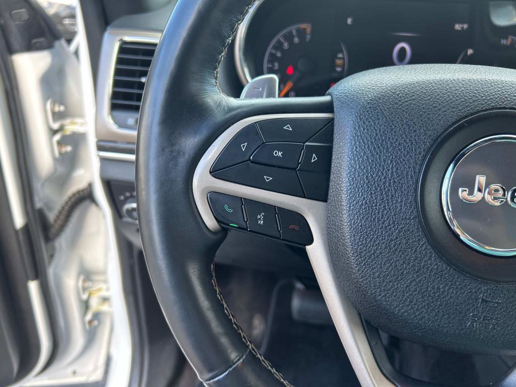 Used 2017 Jeep Grand Cherokee Limited image 26