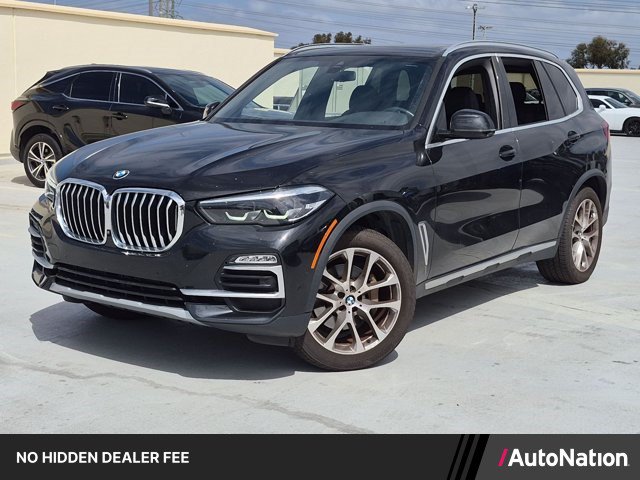 Used 2021 BMW X5 xDrive40i w/ Premium Package 2