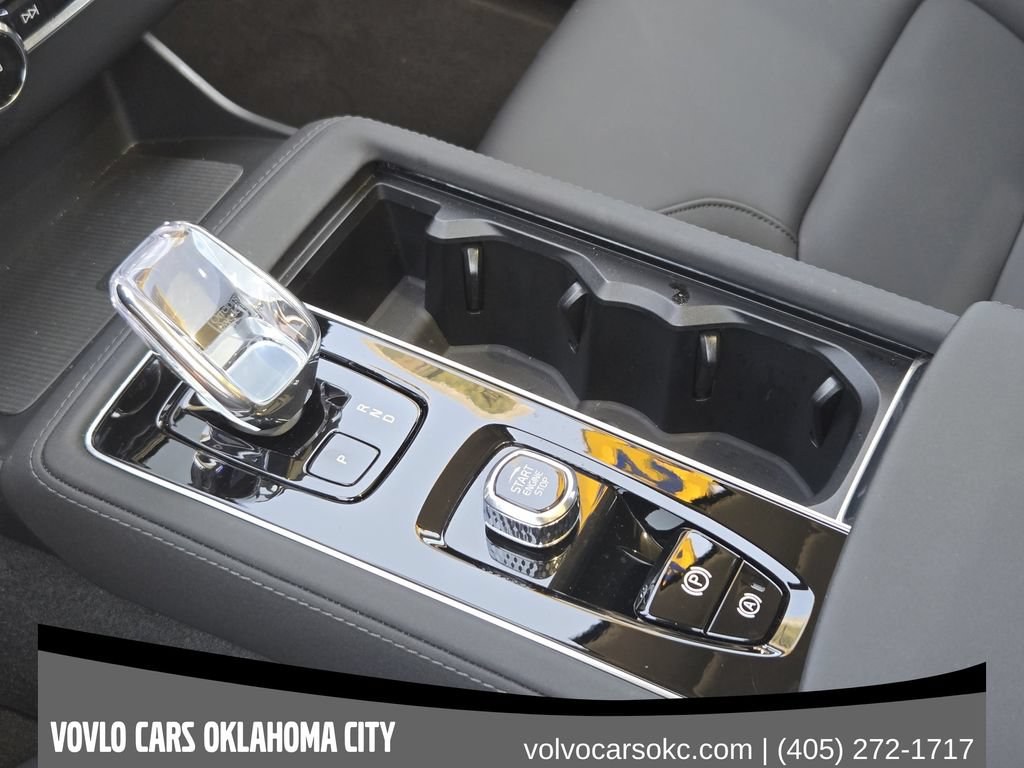 Used 2026 Volvo XC90 B6 Plus w/ Protection Package Premier AWD/4WD image 17