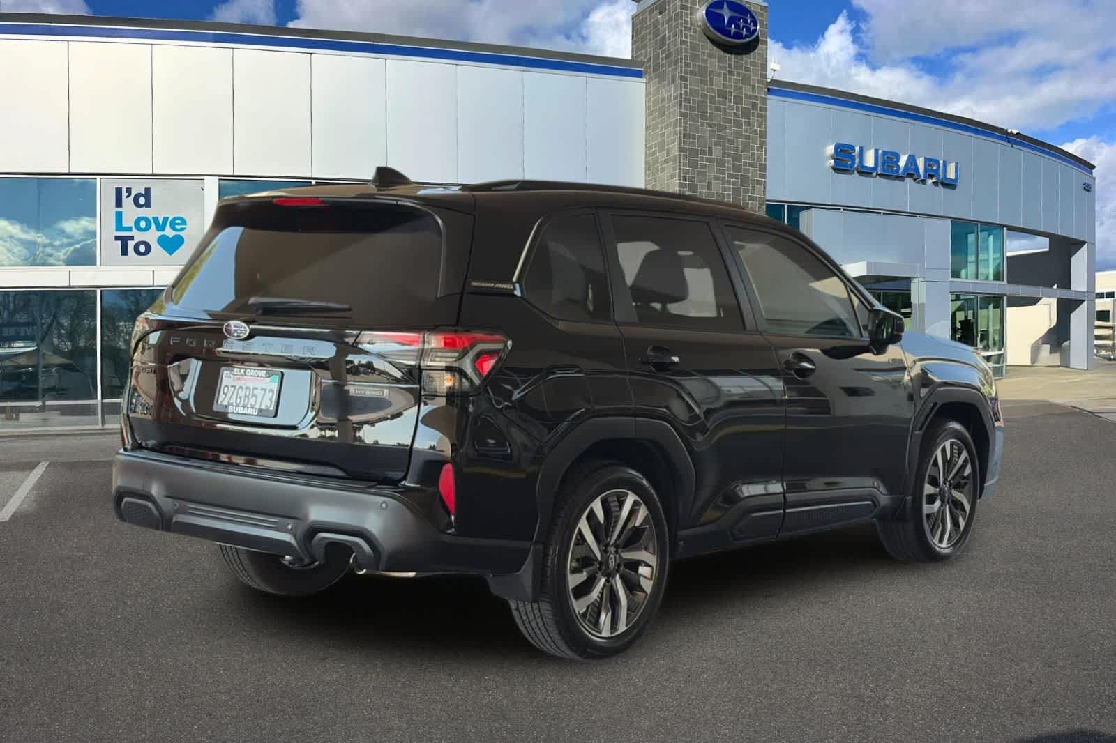 Used 2026 Subaru Forester Touring AWD/4WD image 2