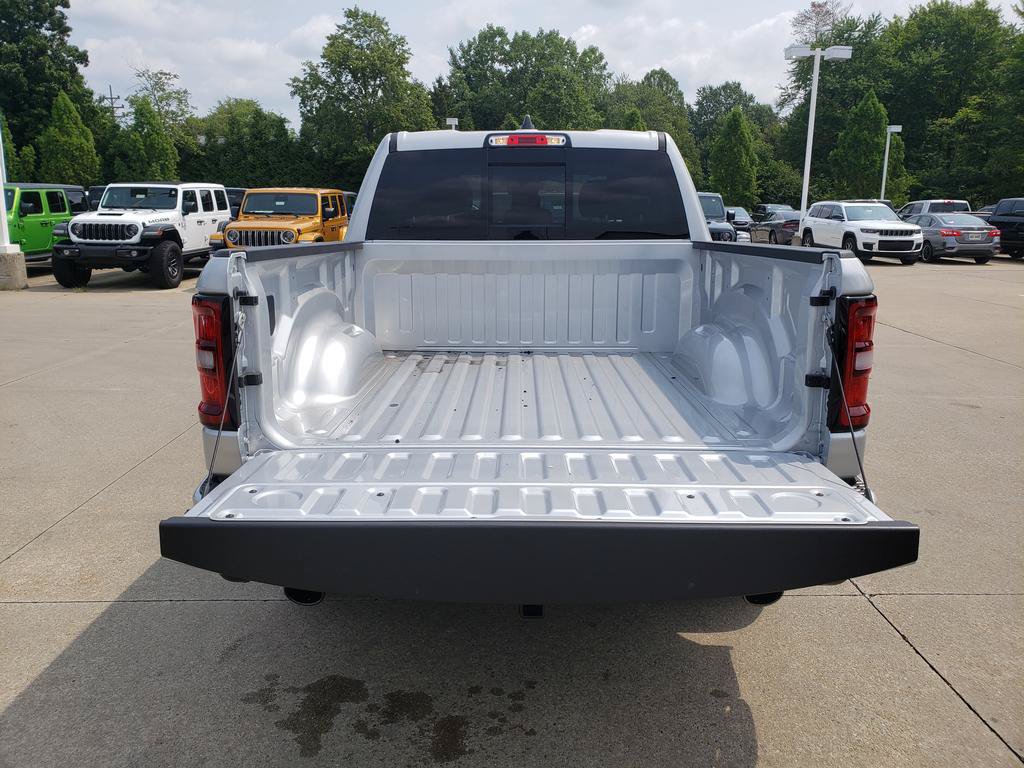 New 2026 RAM 1500 Big Horn AWD/4WD image 4