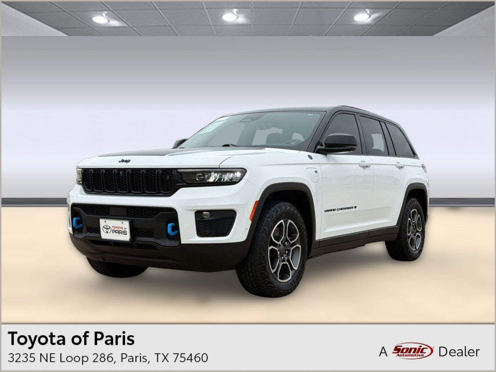 Used 2022 Jeep Grand Cherokee Trailhawk w/ Advanced Protech Group II