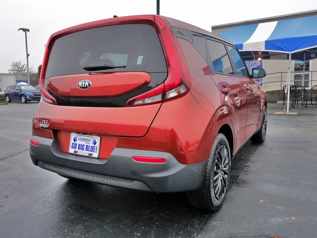 Used 2020 Kia Soul LX image 5