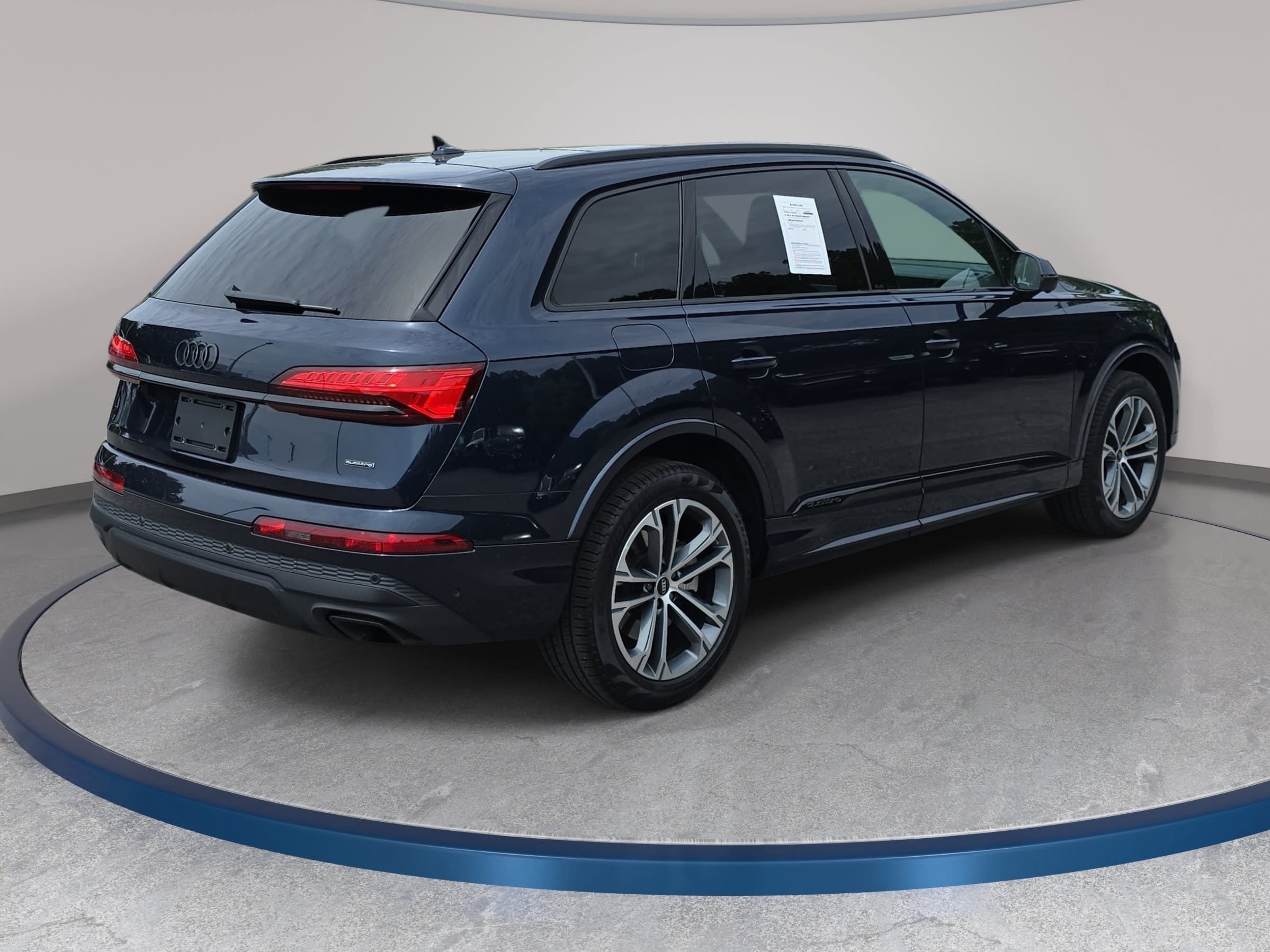 Certified 2025 Audi Q7 2.0T Premium w/ Convenience Plus Package AWD/4WD image 5