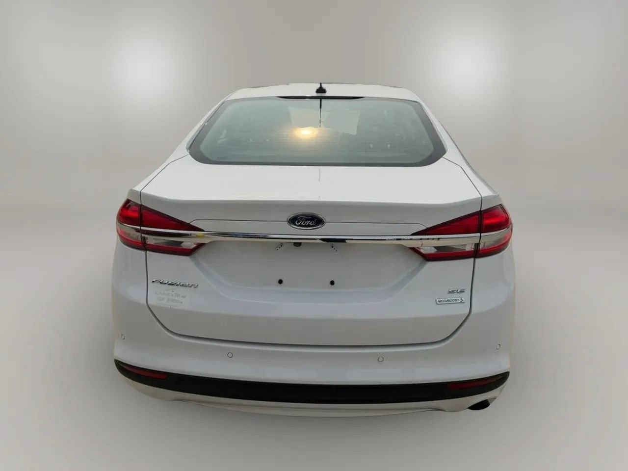 Used 2017 Ford Fusion SE w/ Fusion SE Technology Package FWD image 6