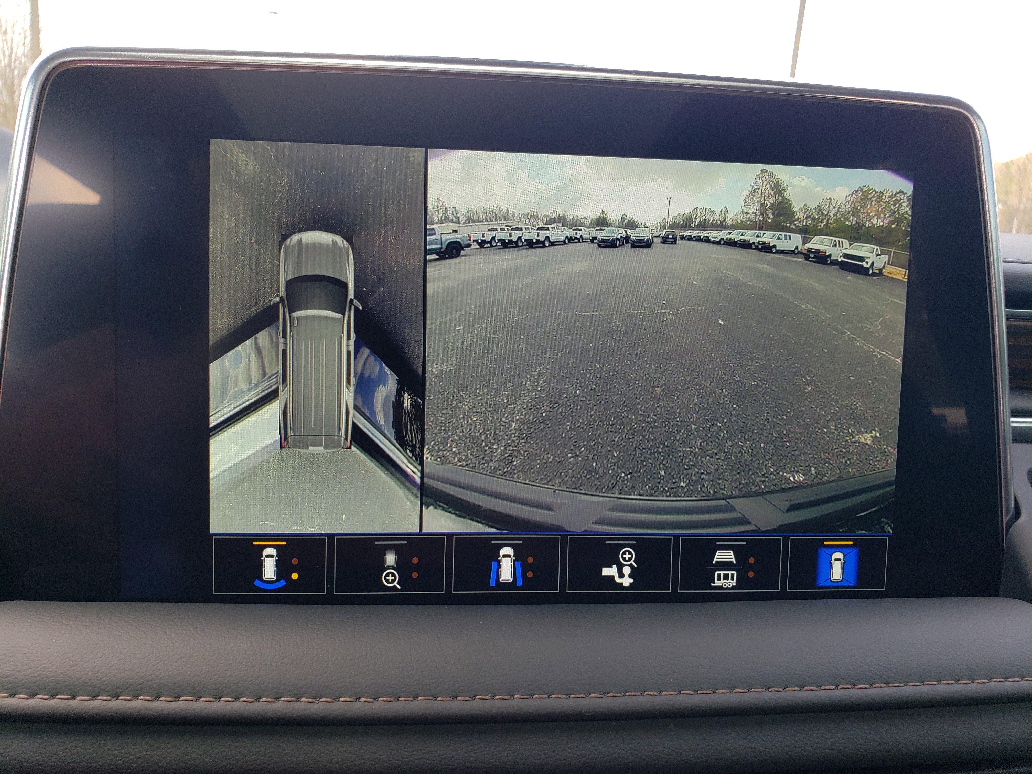 Used 2022 Chevrolet Tahoe High Country image 40