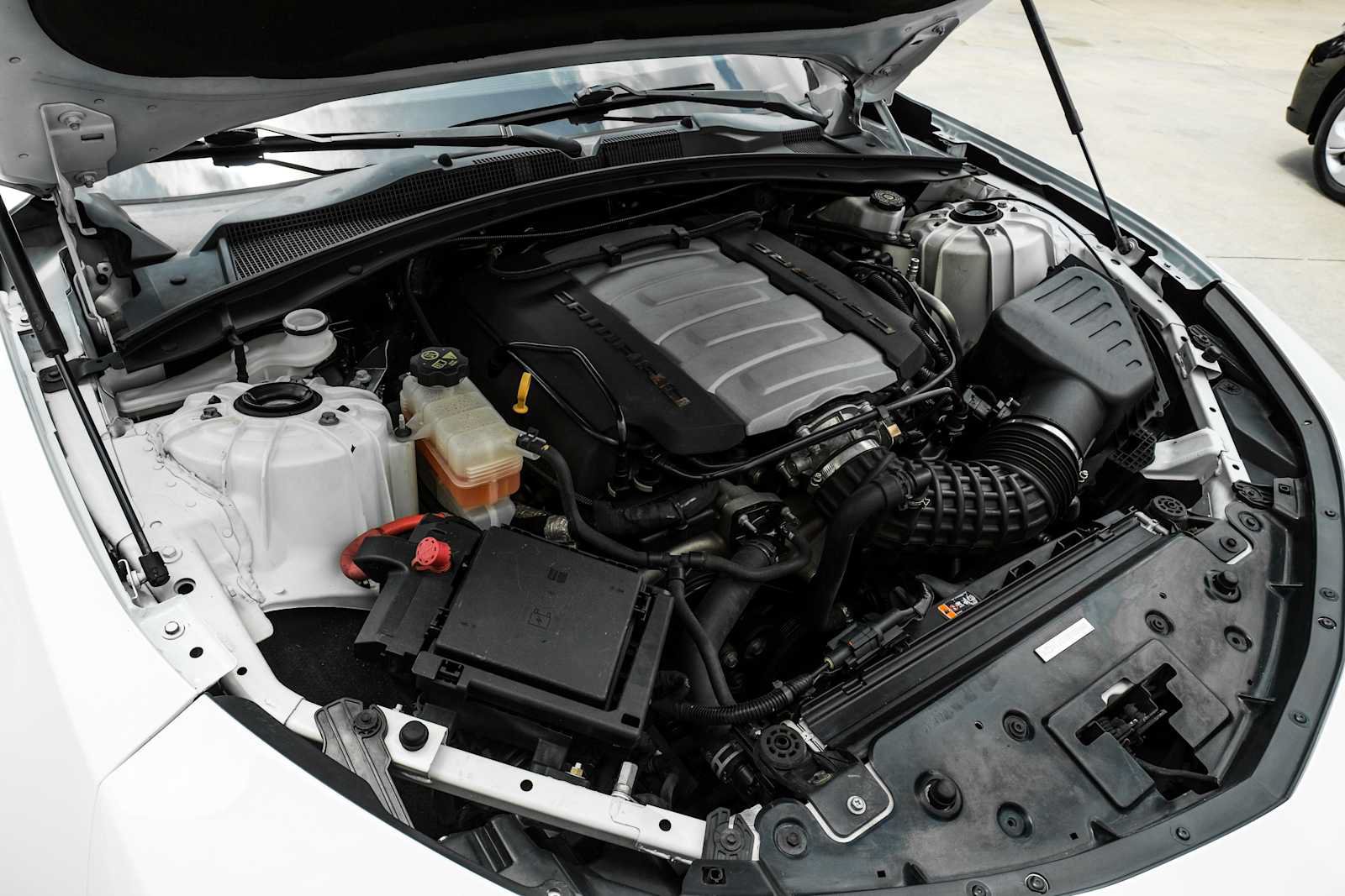 Used 2021 Chevrolet Camaro SS RWD image 40