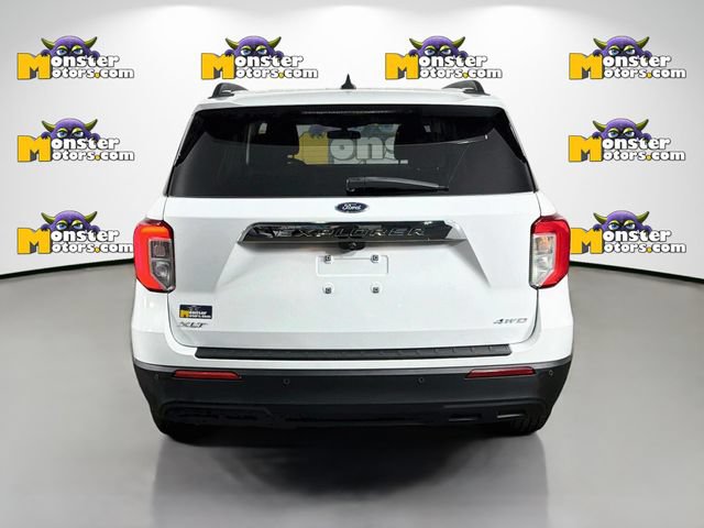 Used 2022 Ford Explorer XLT AWD/4WD image 6