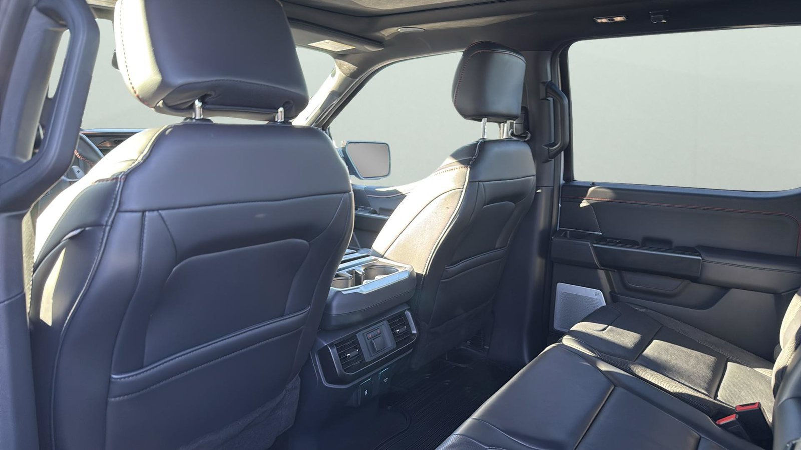 Used 2025 Ford F150 Raptor AWD/4WD image 34