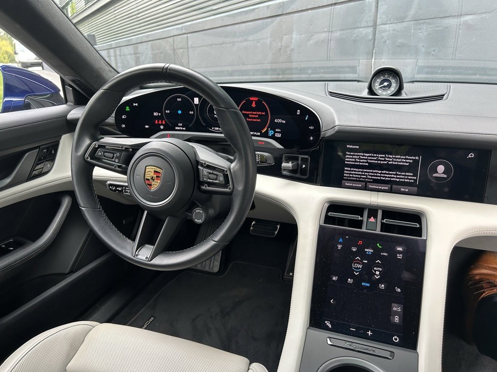 Certified 2021 Porsche Taycan Turbo S image 15
