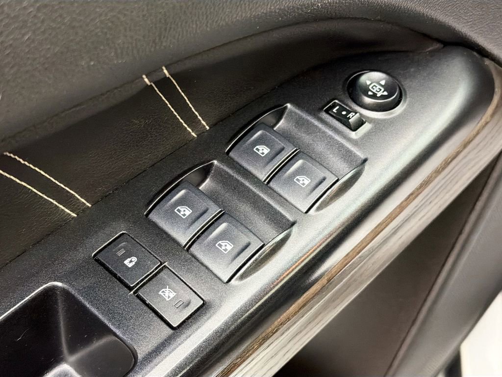 Used 2021 GMC Canyon Denali image 18