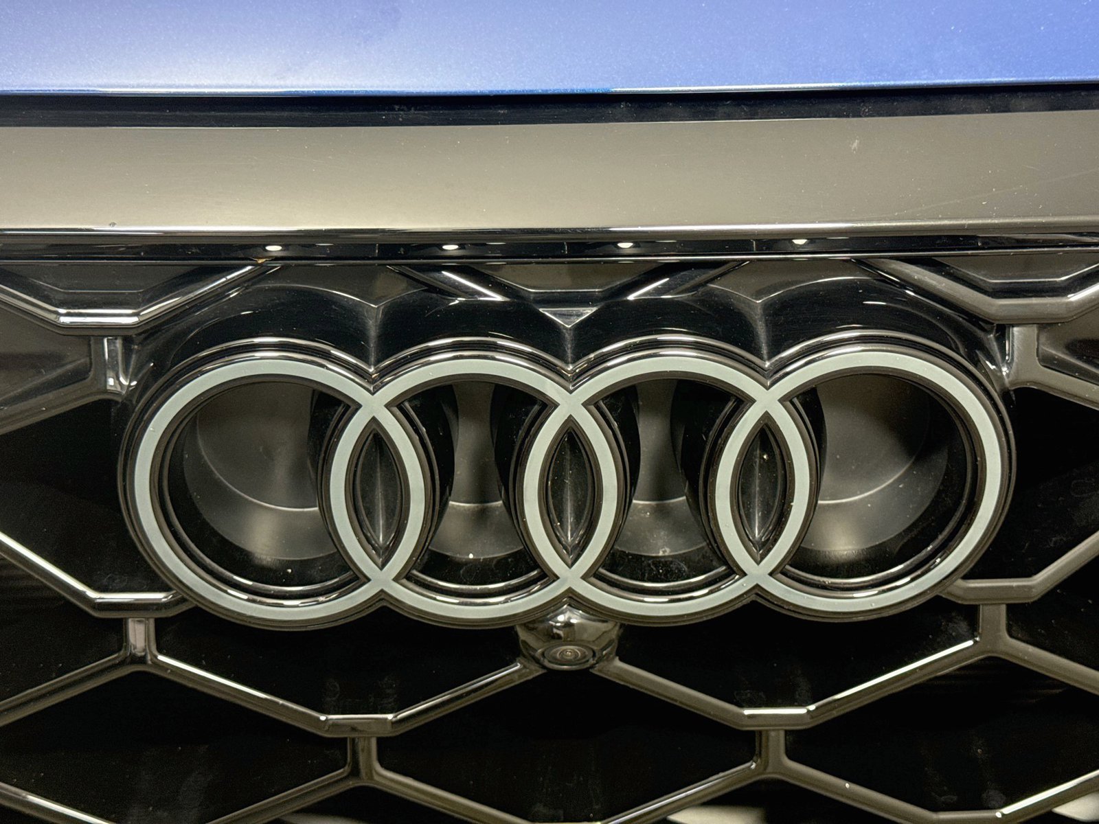 Certified 2025 Audi RS Q8 performance AWD/4WD image 31