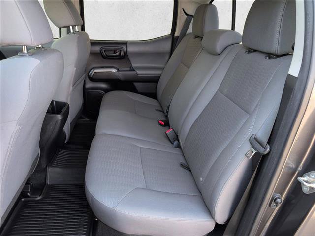 Used 2019 Toyota Tacoma SR5 AWD/4WD image 18