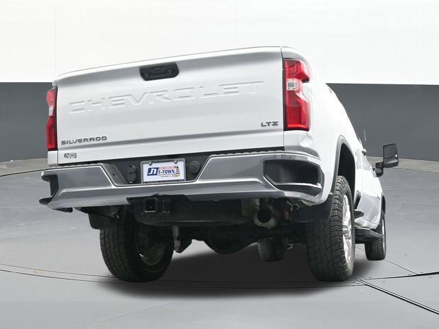Used 2020 Chevrolet Silverado 2500 LTZ w/ Z71 Off-Road Package image 38