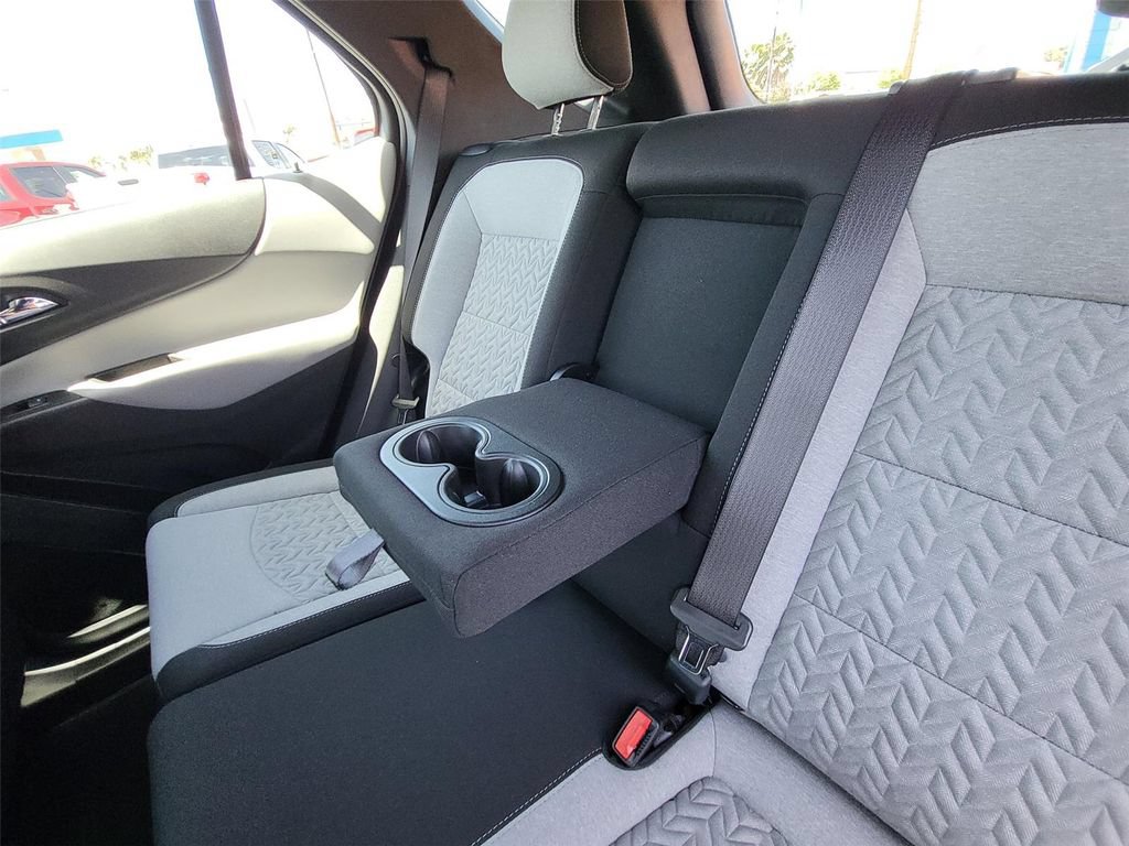 Used 2022 Chevrolet Equinox LS FWD image 37