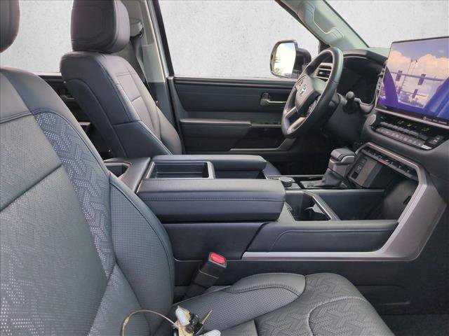 Used 2024 Toyota Tundra Limited AWD/4WD image 20