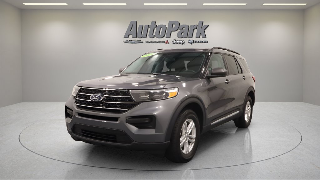 Used 2023 Ford Explorer XLT w/ Class IV Trailer Tow Package AWD/4WD image 7
