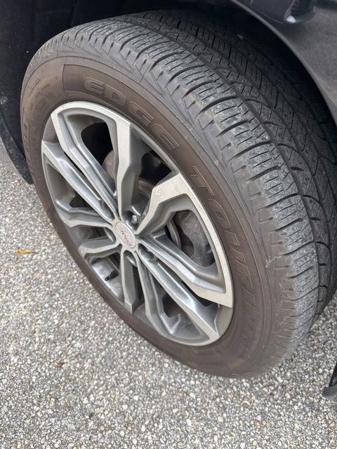 Used 2019 GMC Terrain Denali w/ Driver Alert Package II FWD image 9