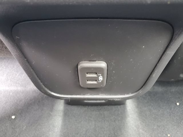 Used 2022 GMC Terrain SLT w/ Infotainment Package II AWD/4WD image 16