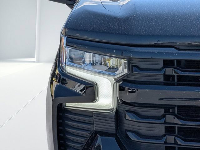 Used 2023 Chevrolet Silverado 1500 RST AWD/4WD image 9