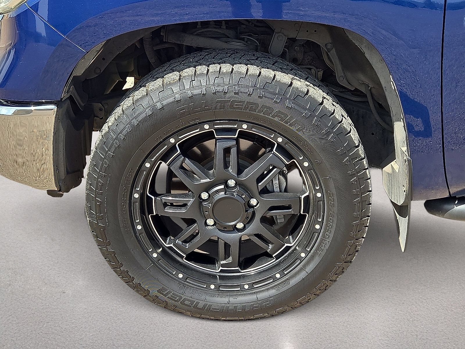Used 2014 Toyota Tundra SR5 w/ SR5 Upgrade Package RWD image 10
