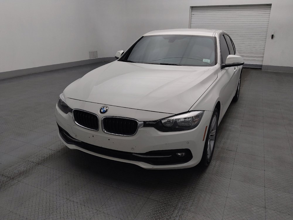 Used 2017 BMW 330i Sedan w/ Driver Assistance Package RWD image 15