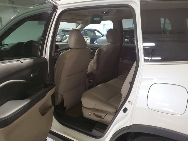 Used 2019 Honda Pilot Touring image 23