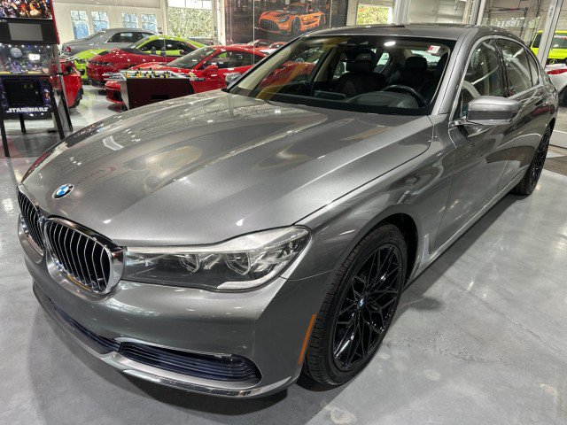 Used 2016 BMW 740i w/ Executive Package 2 RWD image 1