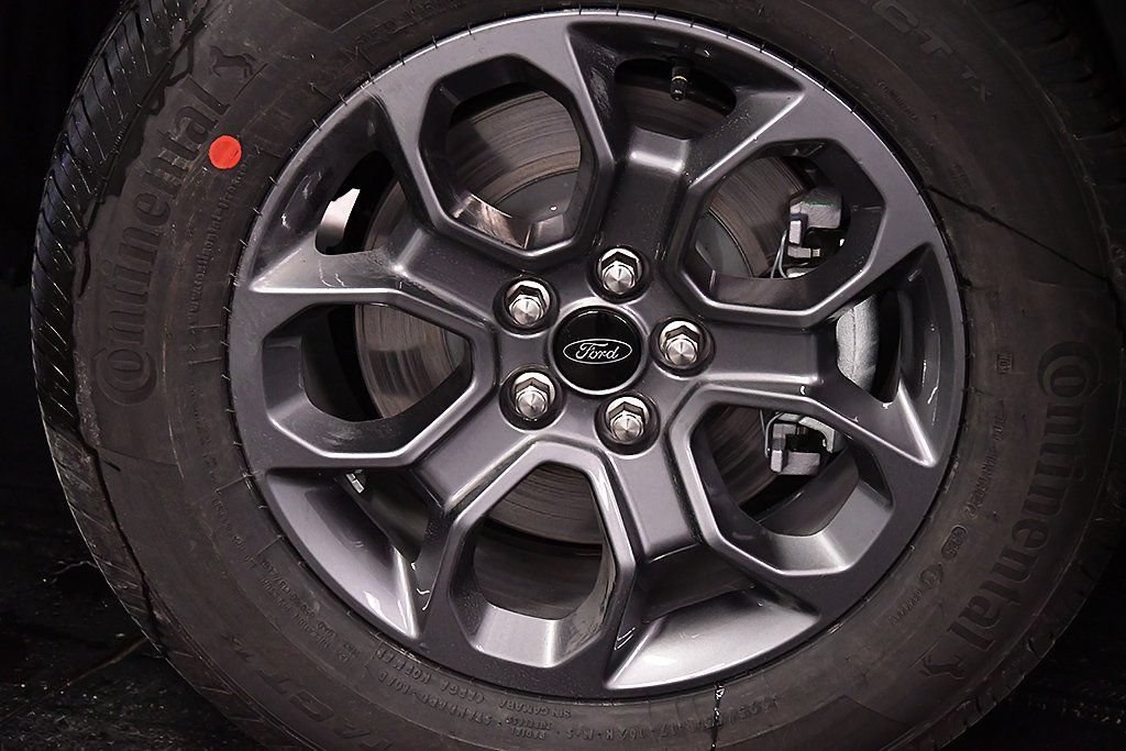 New 2026 Ford Maverick XLT AWD/4WD image 9
