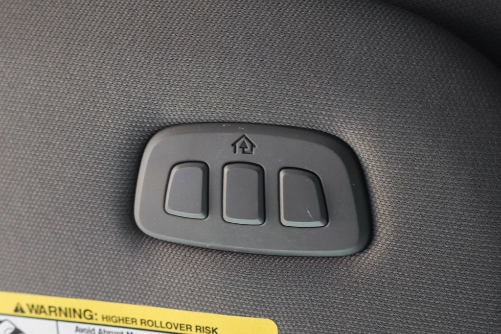 Used 2021 Ford F350 Lariat image 31