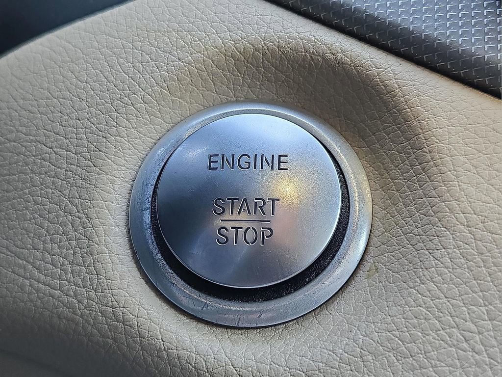 Used 2018 Mercedes-Benz GLA 250 4MATIC image 24