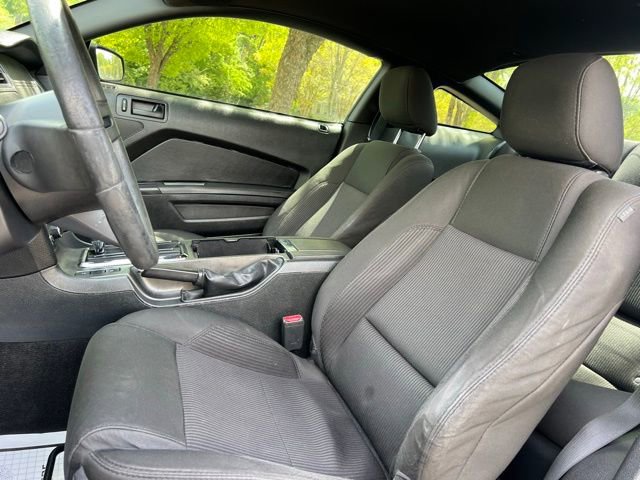 Used 2012 Ford Mustang Coupe RWD image 12