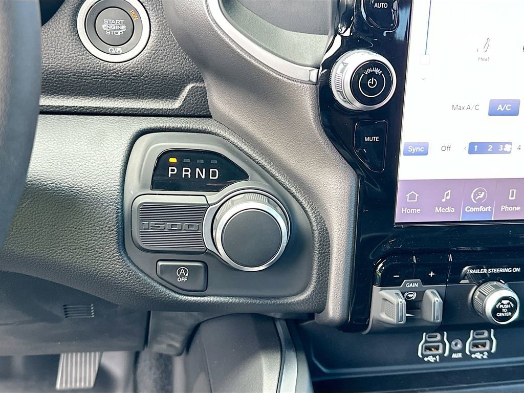 New 2025 RAM 1500 Big Horn image 19