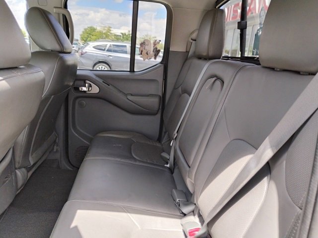 Used 2019 Nissan Frontier SL image 9