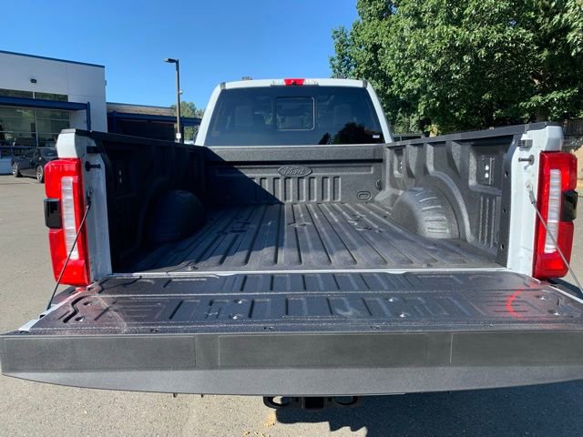 New 2026 Ford F350 XLT image 5