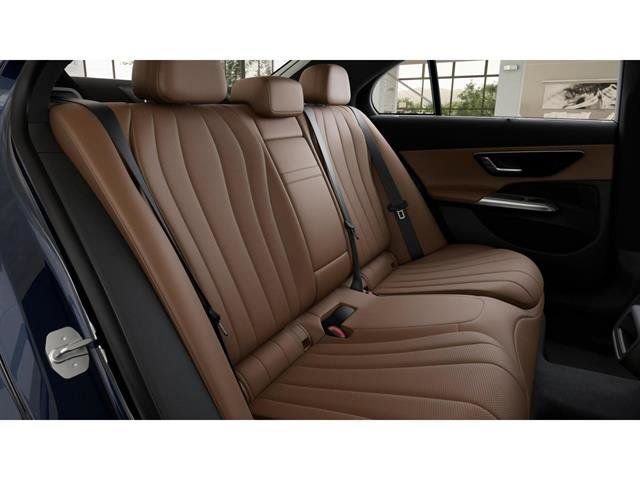 New 2026 Mercedes-Benz E 450 4MATIC Sedan image 5