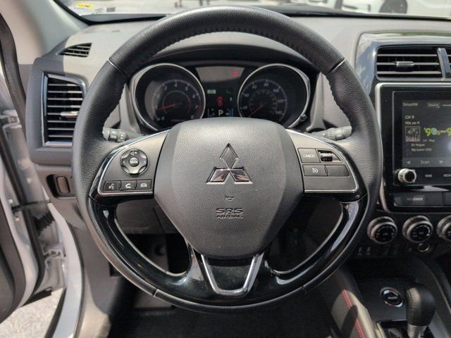 Used 2025 Mitsubishi Outlander Sport SE AWD/4WD image 22