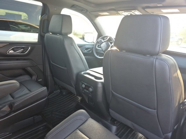Used 2022 Chevrolet Tahoe Z71 w/ Luxury Package image 9