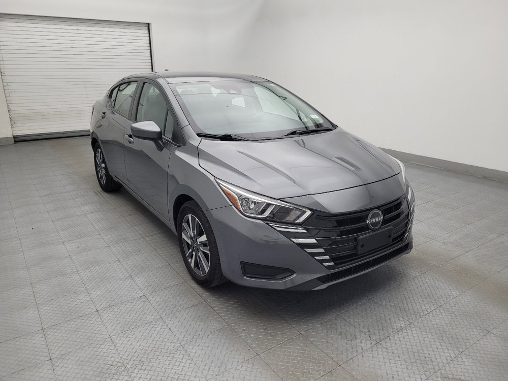 Used 2023 Nissan Versa SV FWD image 13
