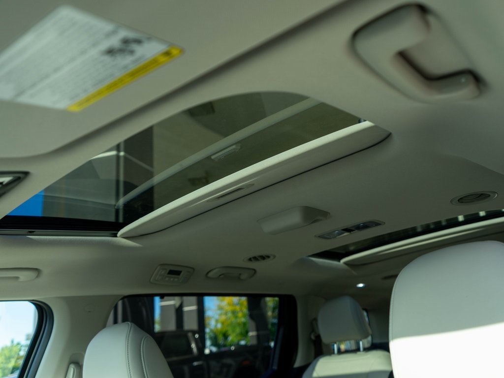New 2026 Kia Carnival SX image 12