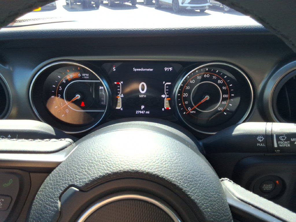 Used 2023 Jeep Gladiator Sport AWD/4WD image 27