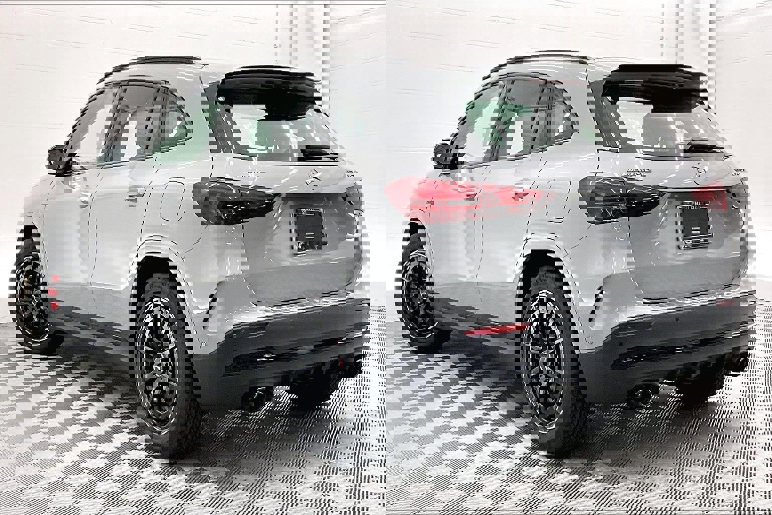 New 2026 Mercedes-Benz GLA 35 AMG 4MATIC image 2